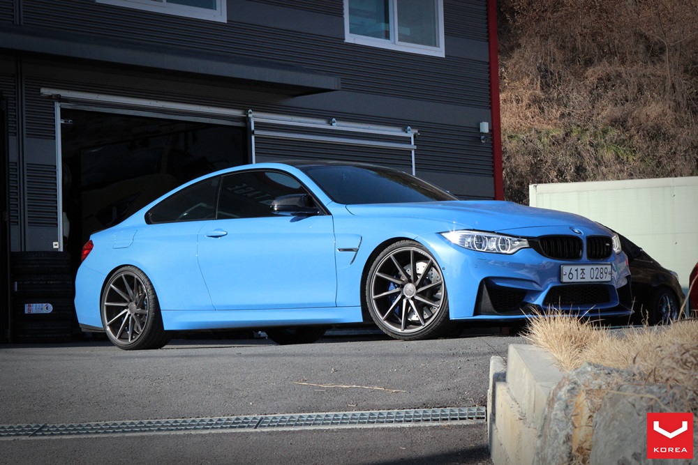 BMW F82 M4 - CVT 20인치