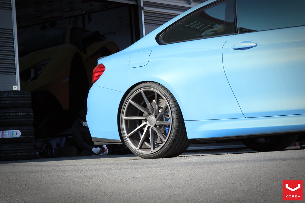 BMW F82 M4 - CVT 20인치