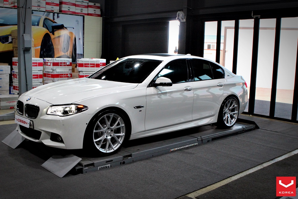 BMW F10 520D - VFS6 20인치