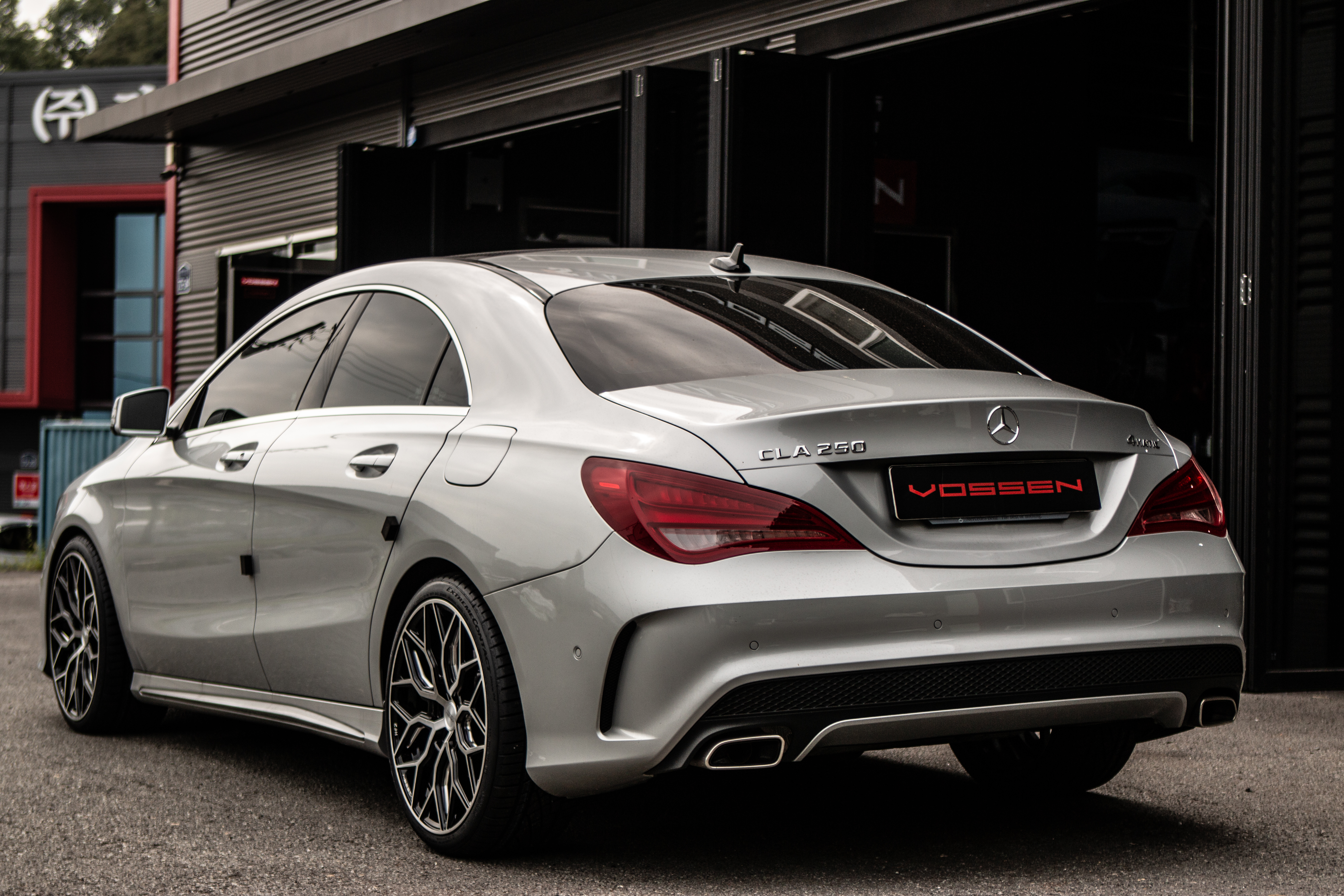 CLA45AMG / CLA250 - 19인치