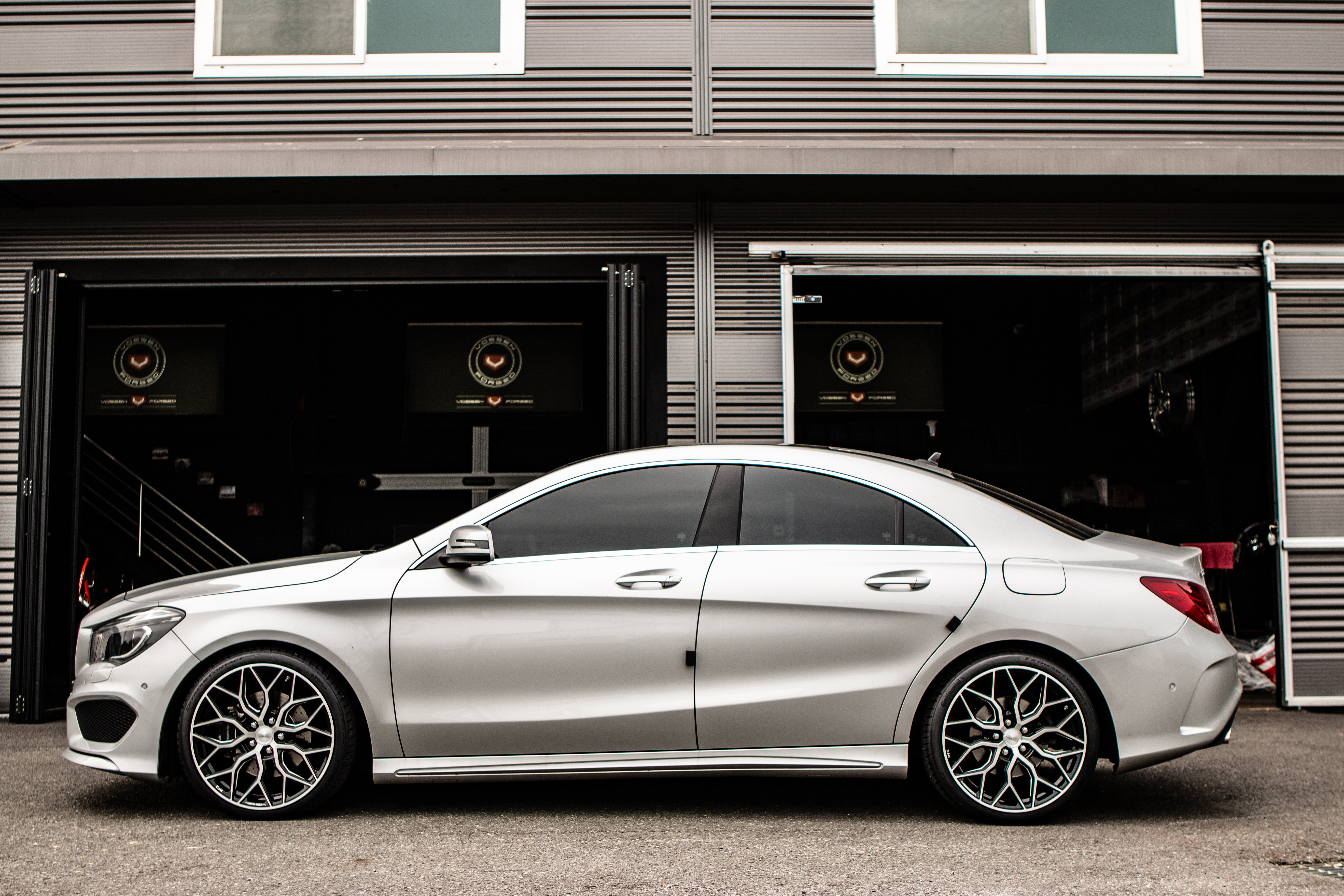 CLA45AMG / CLA250 - 19인치