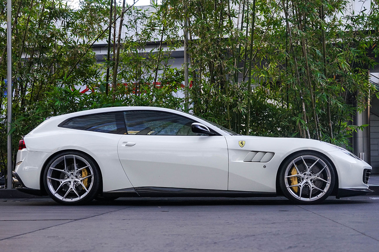 페라리 GTC4 루쏘 - Ferrari GTC4 Lusso