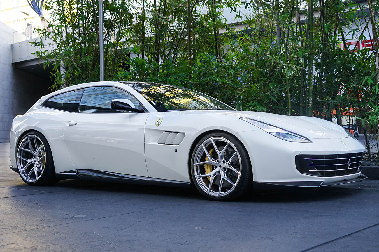 페라리 GTC4 루쏘 - Ferrari GTC4 Lusso