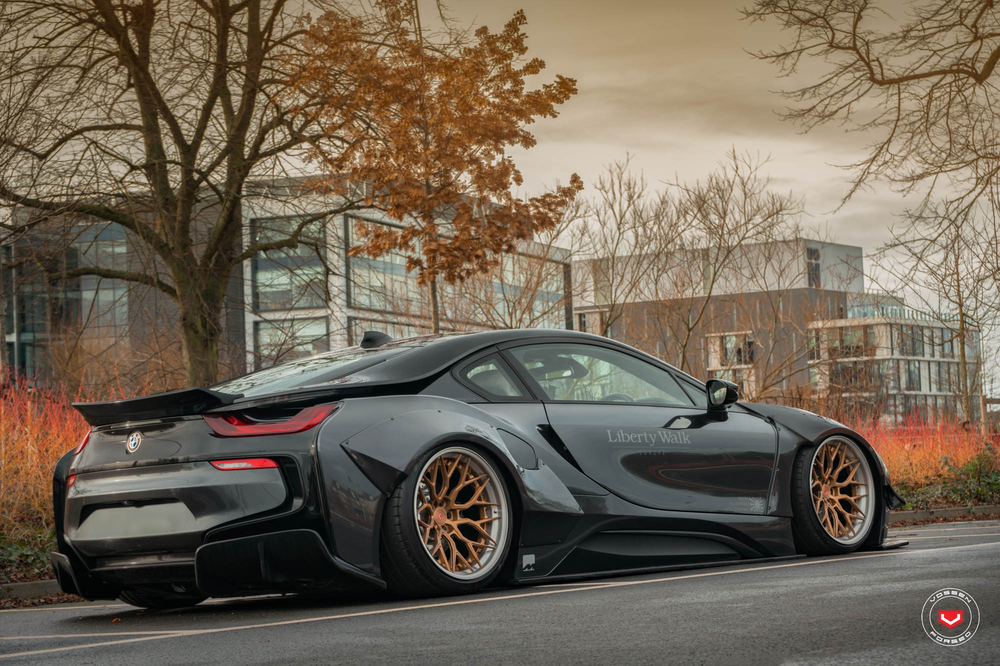 BMW I8 - 20인치