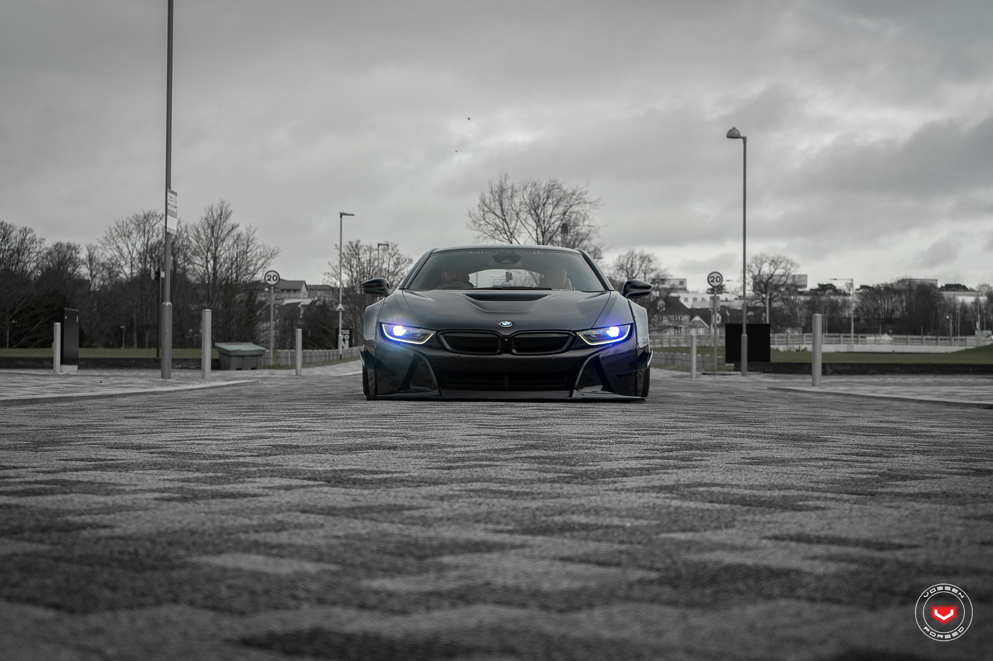 BMW I8 - 20인치