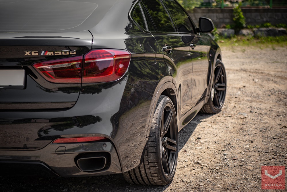 BMW X6 M50D