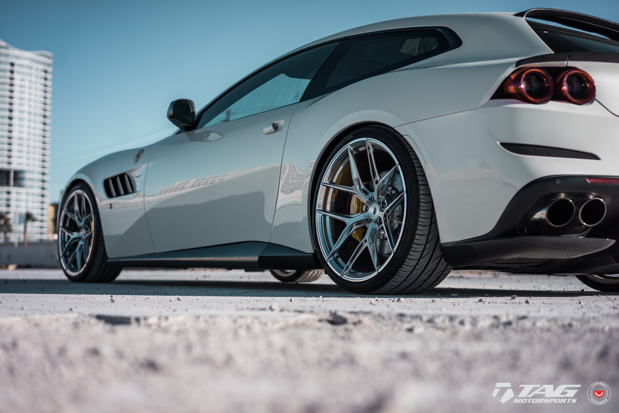 페라리 GTC4 루쏘 (Ferrari GTC4 Lusso)