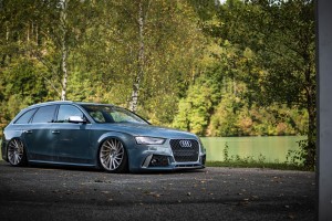 아우디 A4 / S4 / RS4