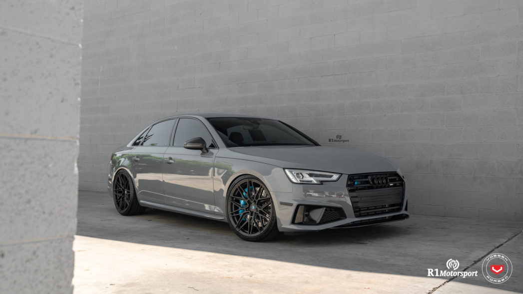 아우디 A4 / S4 / RS4