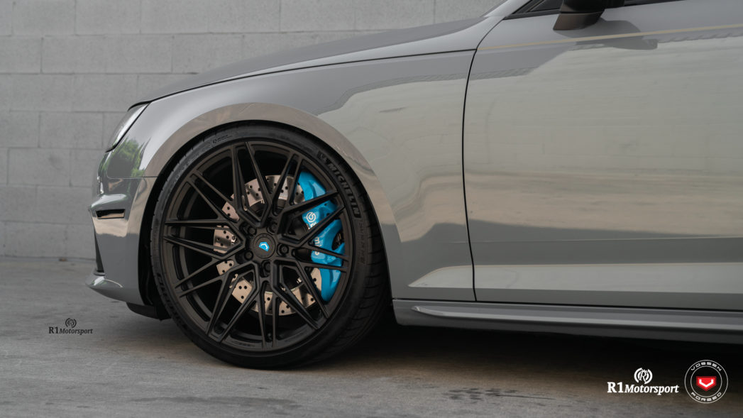 아우디 A4 / S4 / RS4