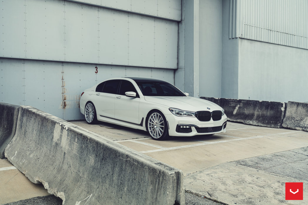 BMW 750I