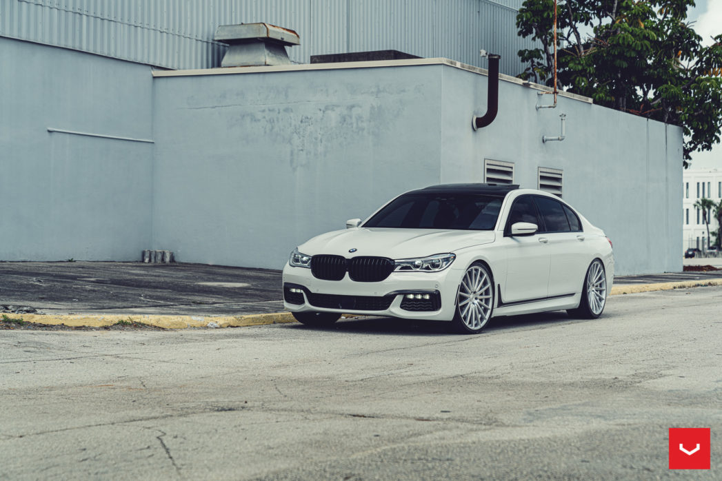 BMW 750I