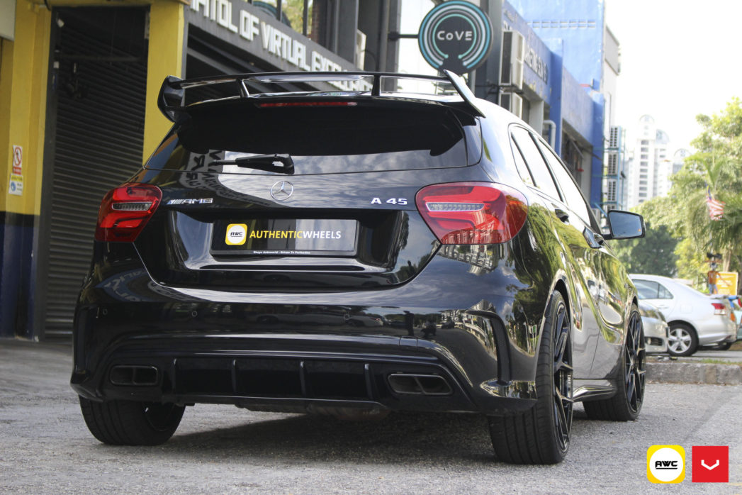 메르세데스 벤츠 A45 AMG