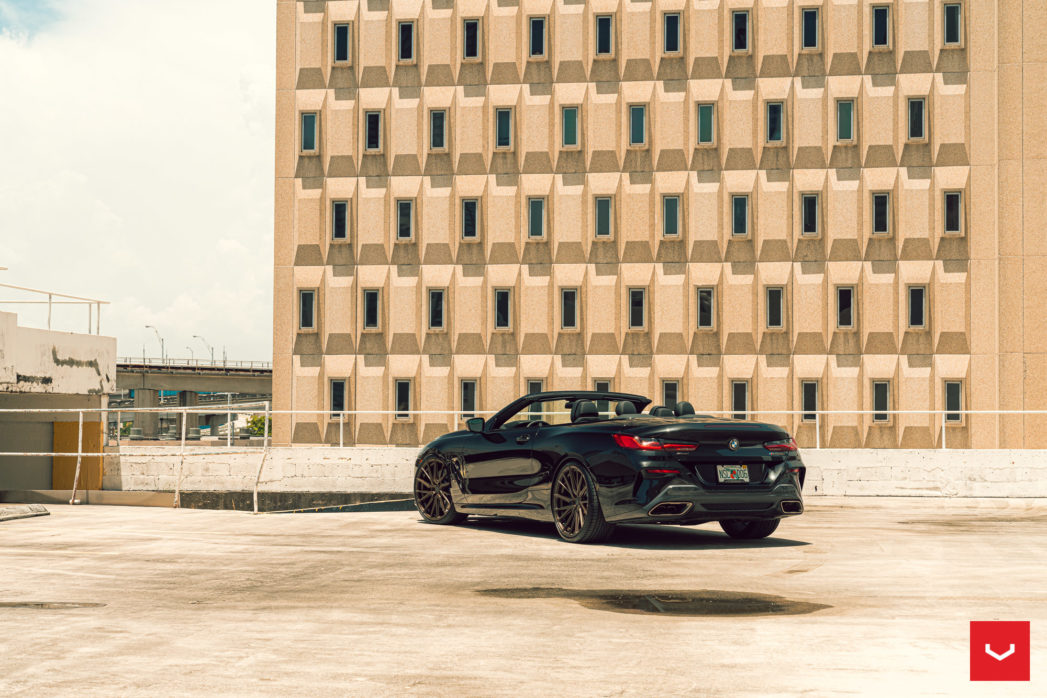 BMW M850i