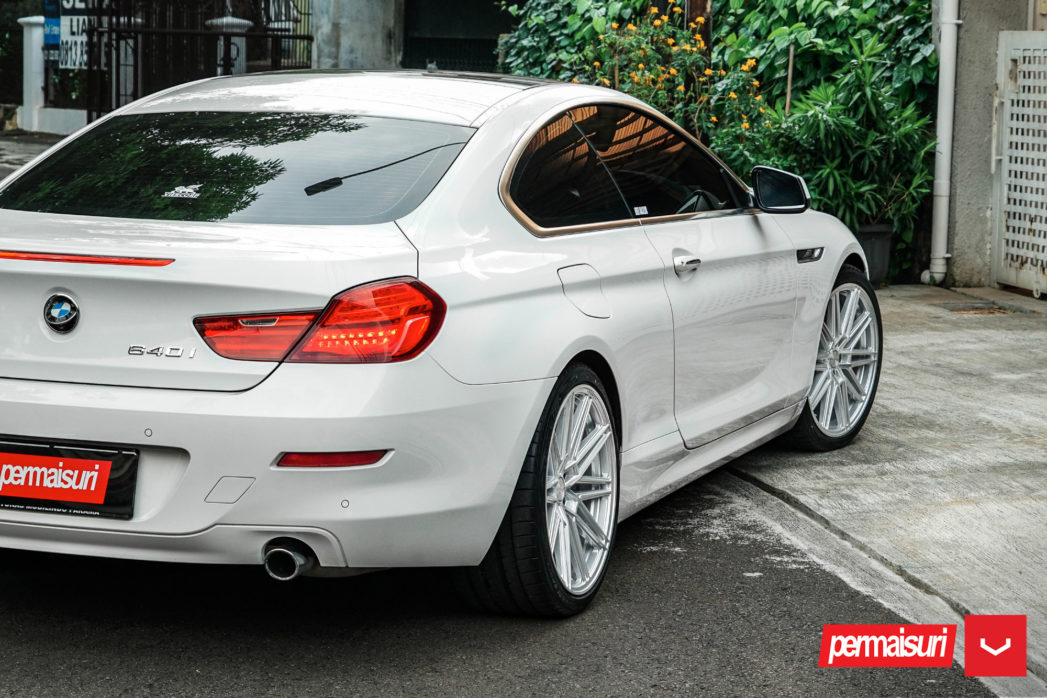 BMW 6시리즈 / M6