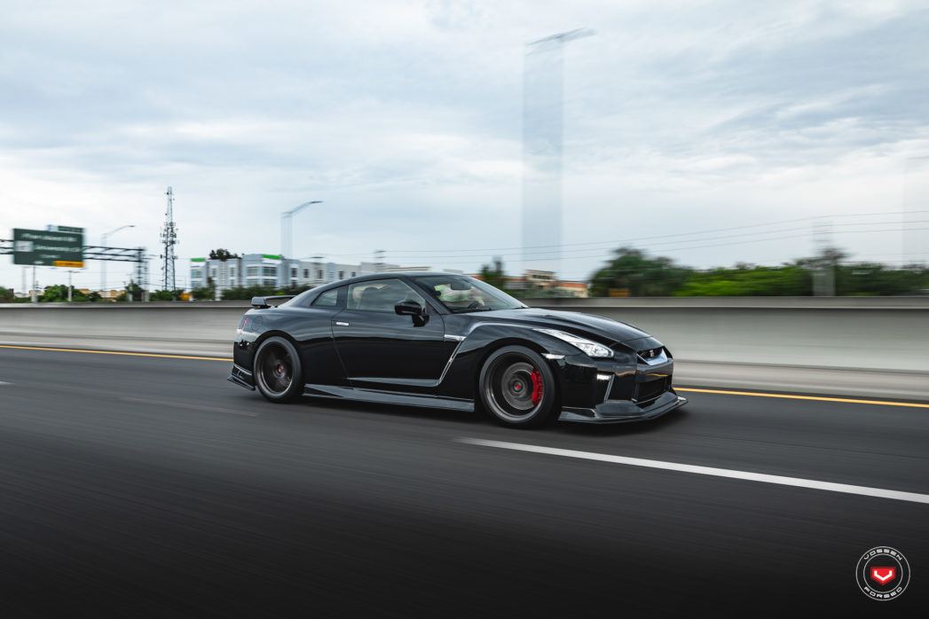 닛산  GTR R35