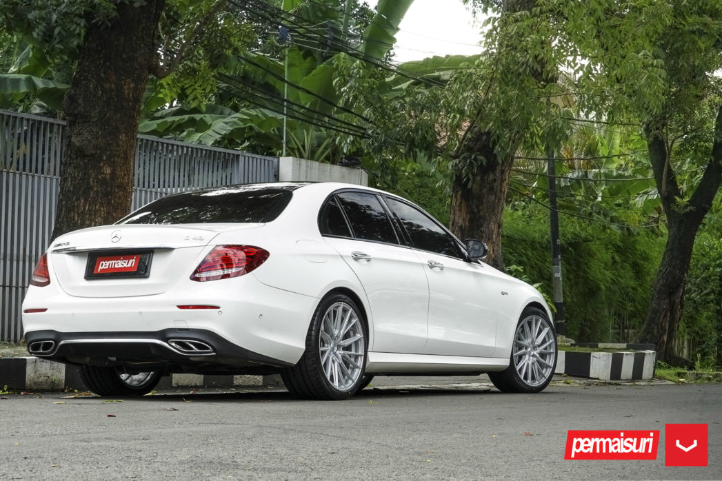 메르세데스 벤츠 E43 AMG