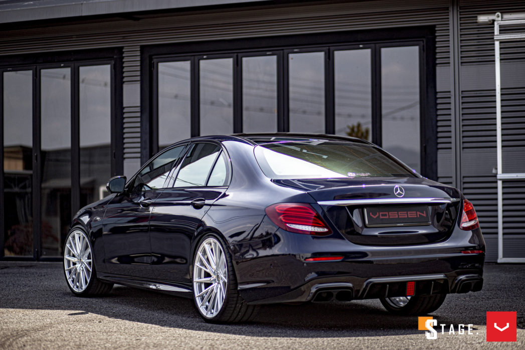 메르세데스 벤츠 E53 AMG