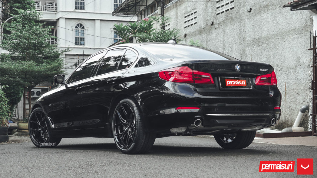 BMW 530I