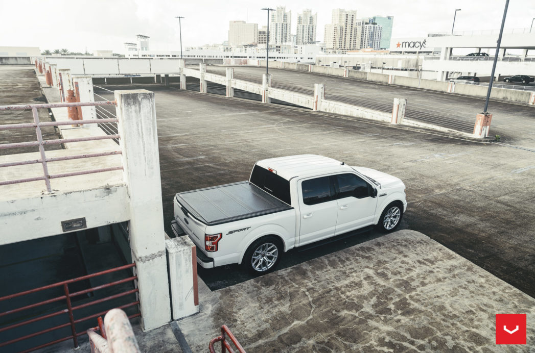 포드 F-150 XLT