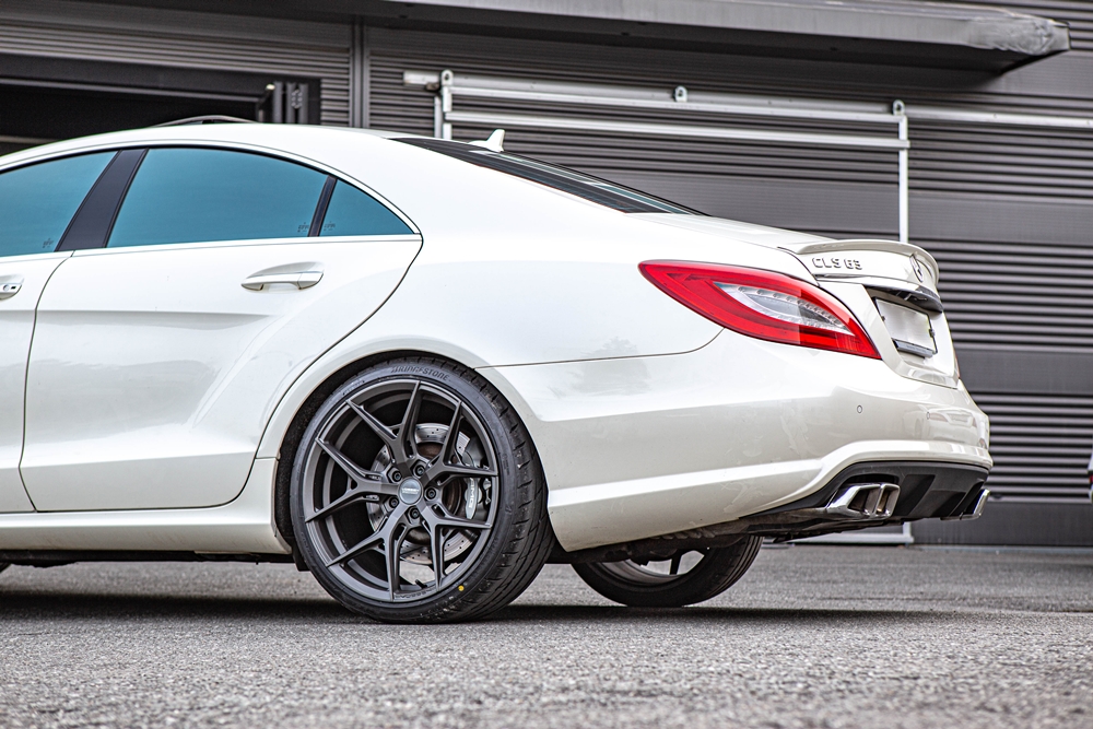 벤츠 CLS63AMG - 20인치