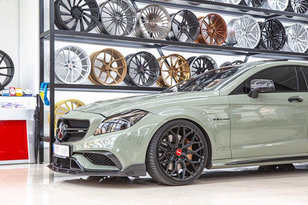 W218 CLS63AMG 20인치