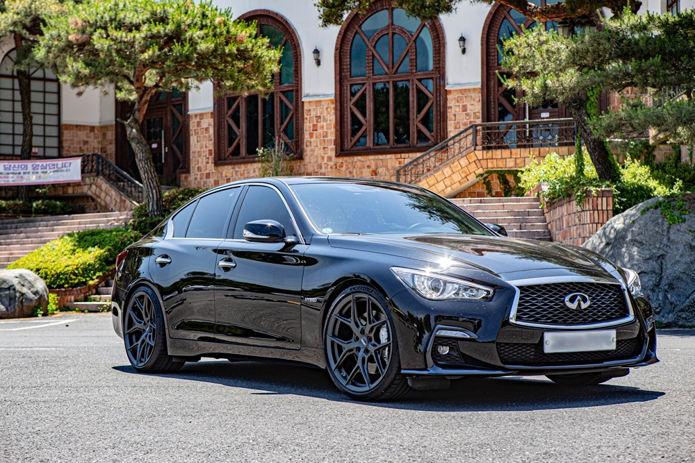 인피니티 Q50 - 20인치