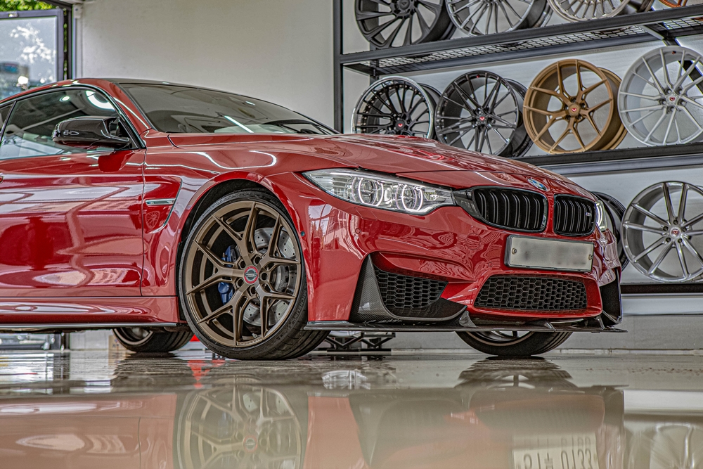 BMW F82 M4 - 20인치