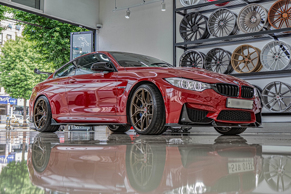 BMW F82 M4 - 20인치