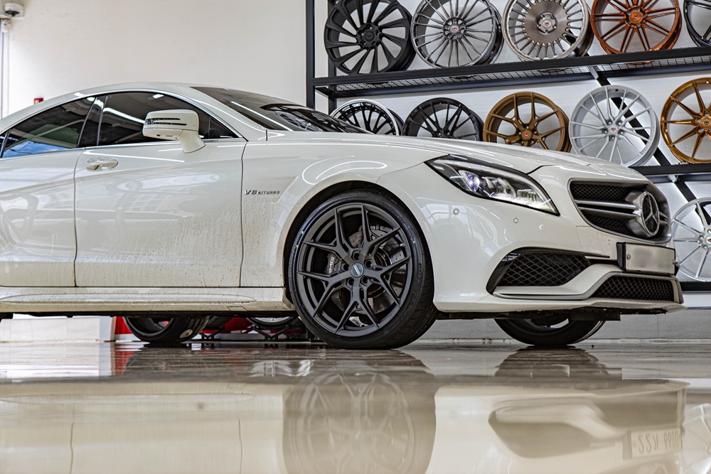 벤츠 CLS63AMG - 20인치