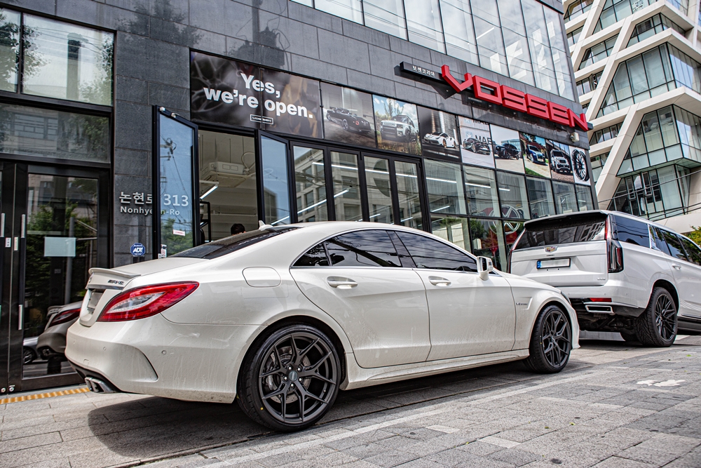 벤츠 CLS63AMG - 20인치