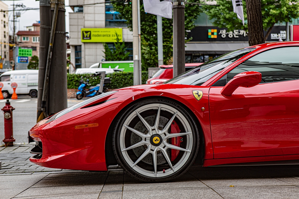 페라리 458 (Ferrari 458)