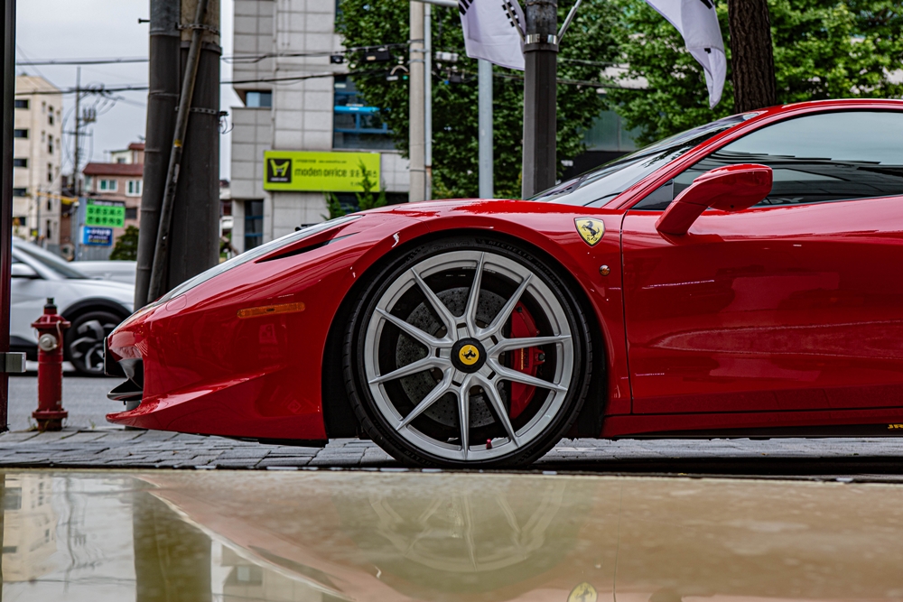 페라리 458 (Ferrari 458)