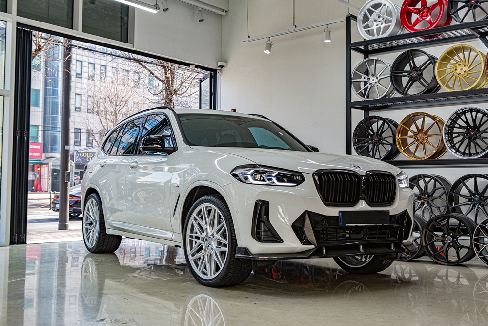 BMW X3 M40i - 22인치