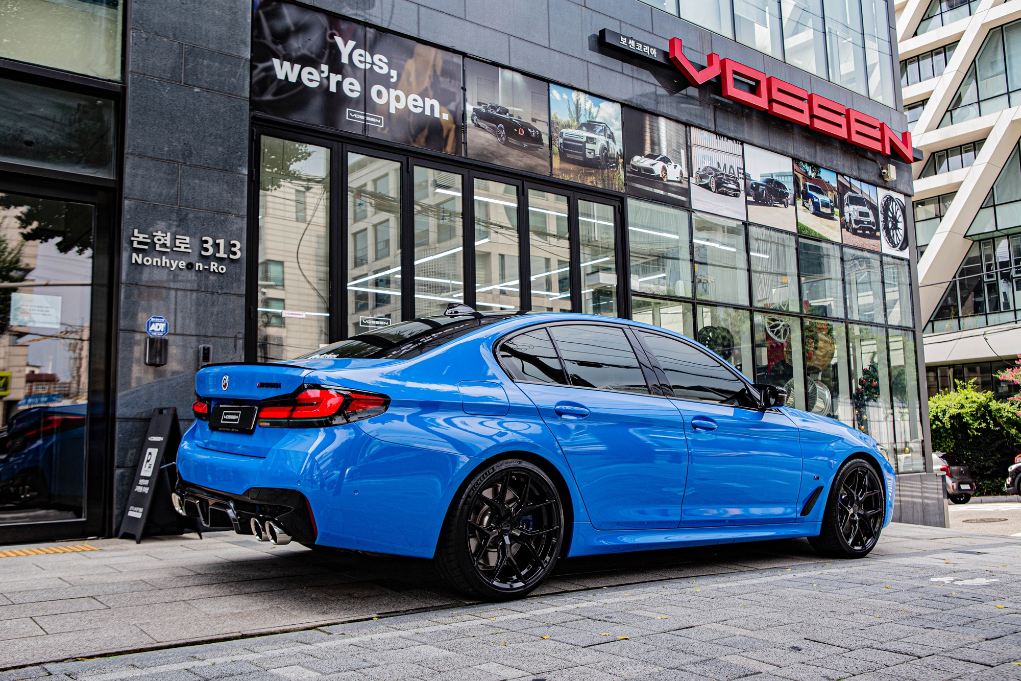 BMW G30 M550i