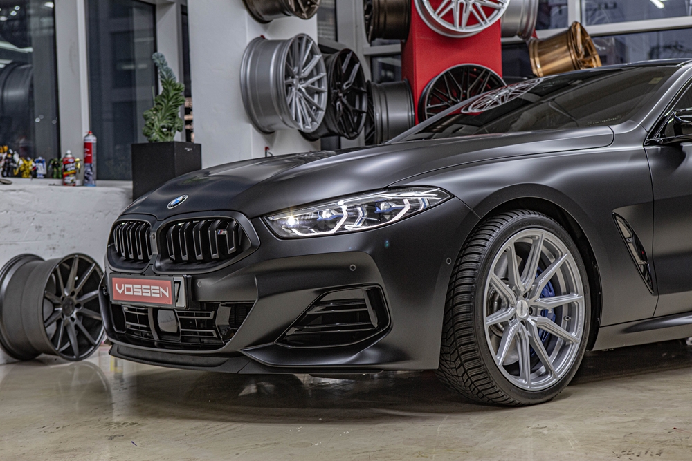 BMW M850i