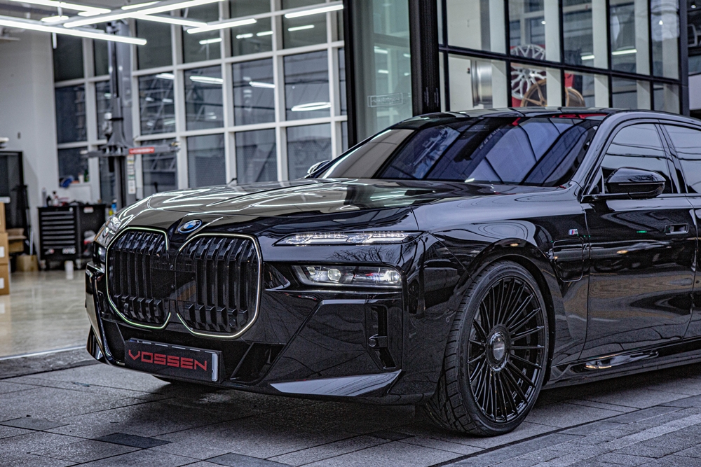 BMW 750e