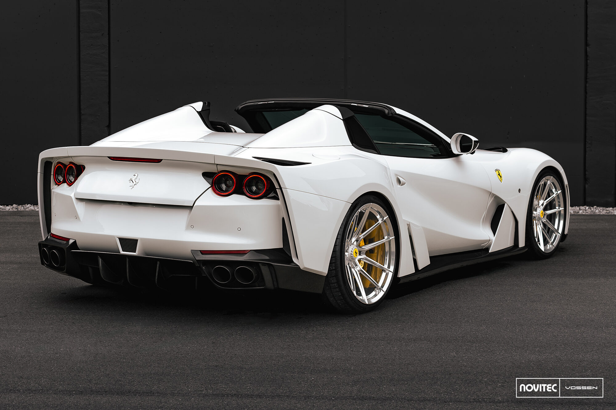 페라리 812GTS