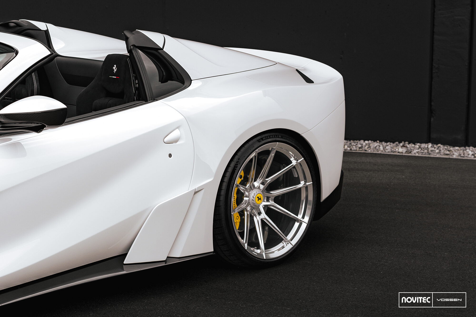 페라리 812GTS