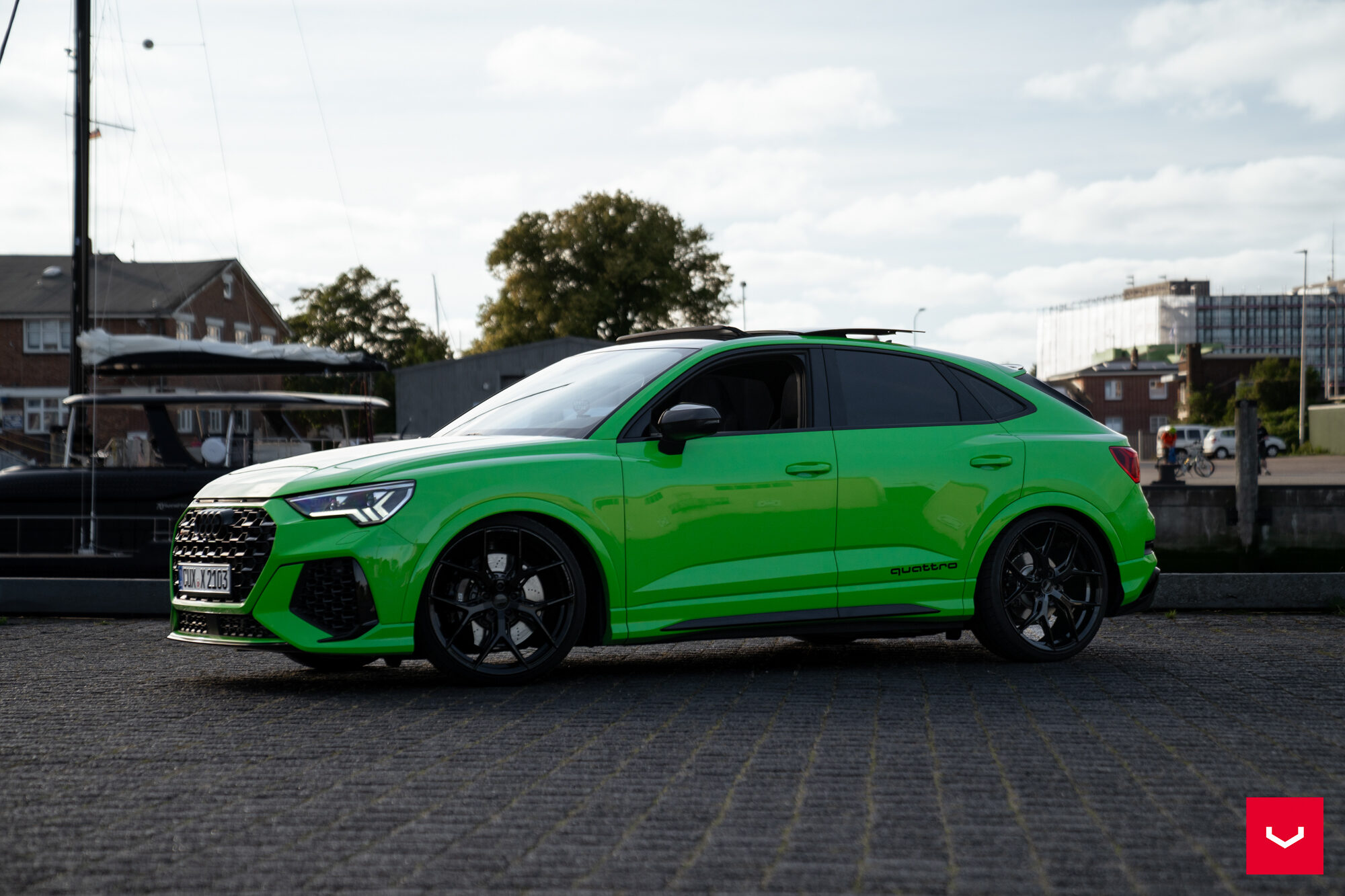 아우디 RSQ3