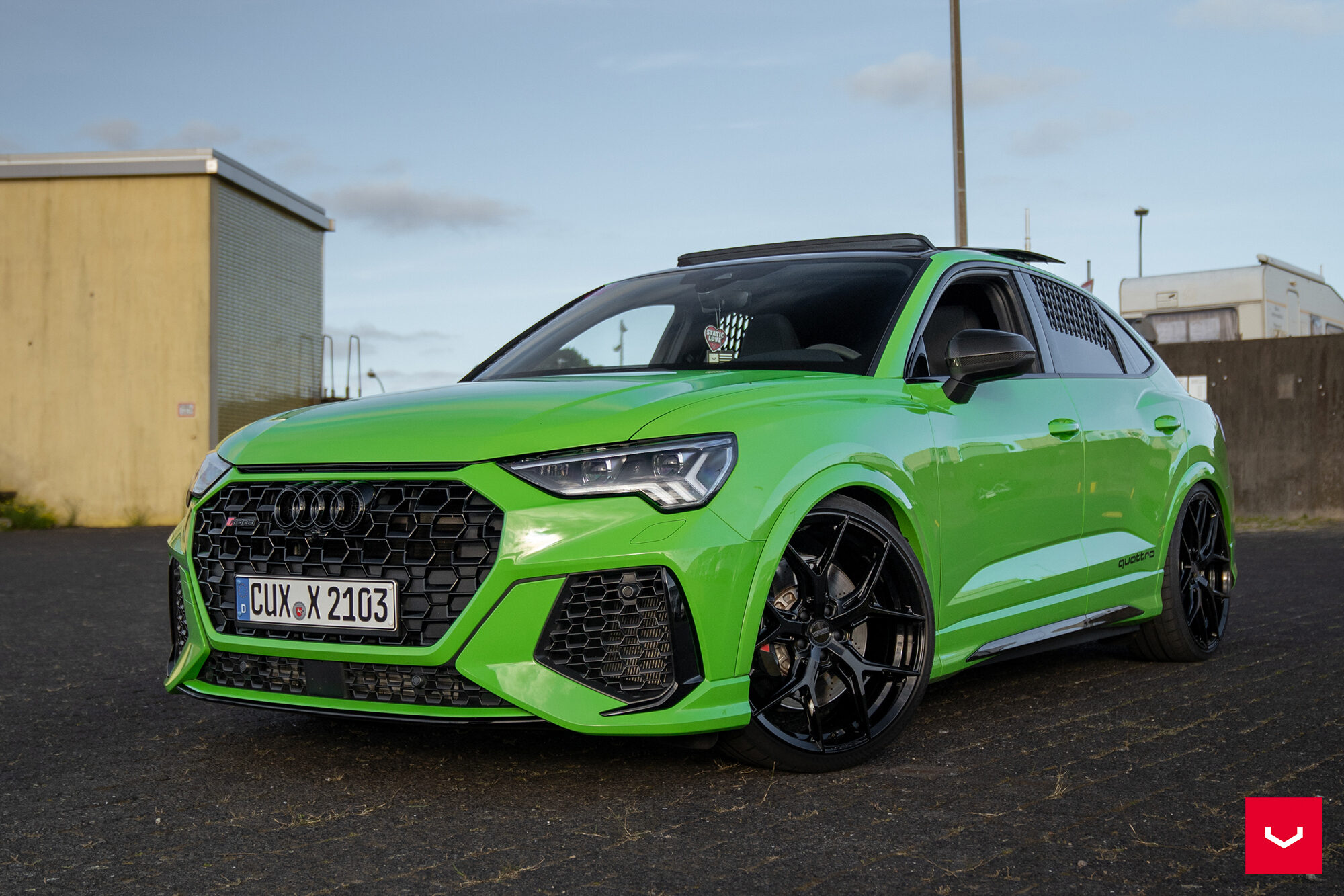 아우디 RSQ3
