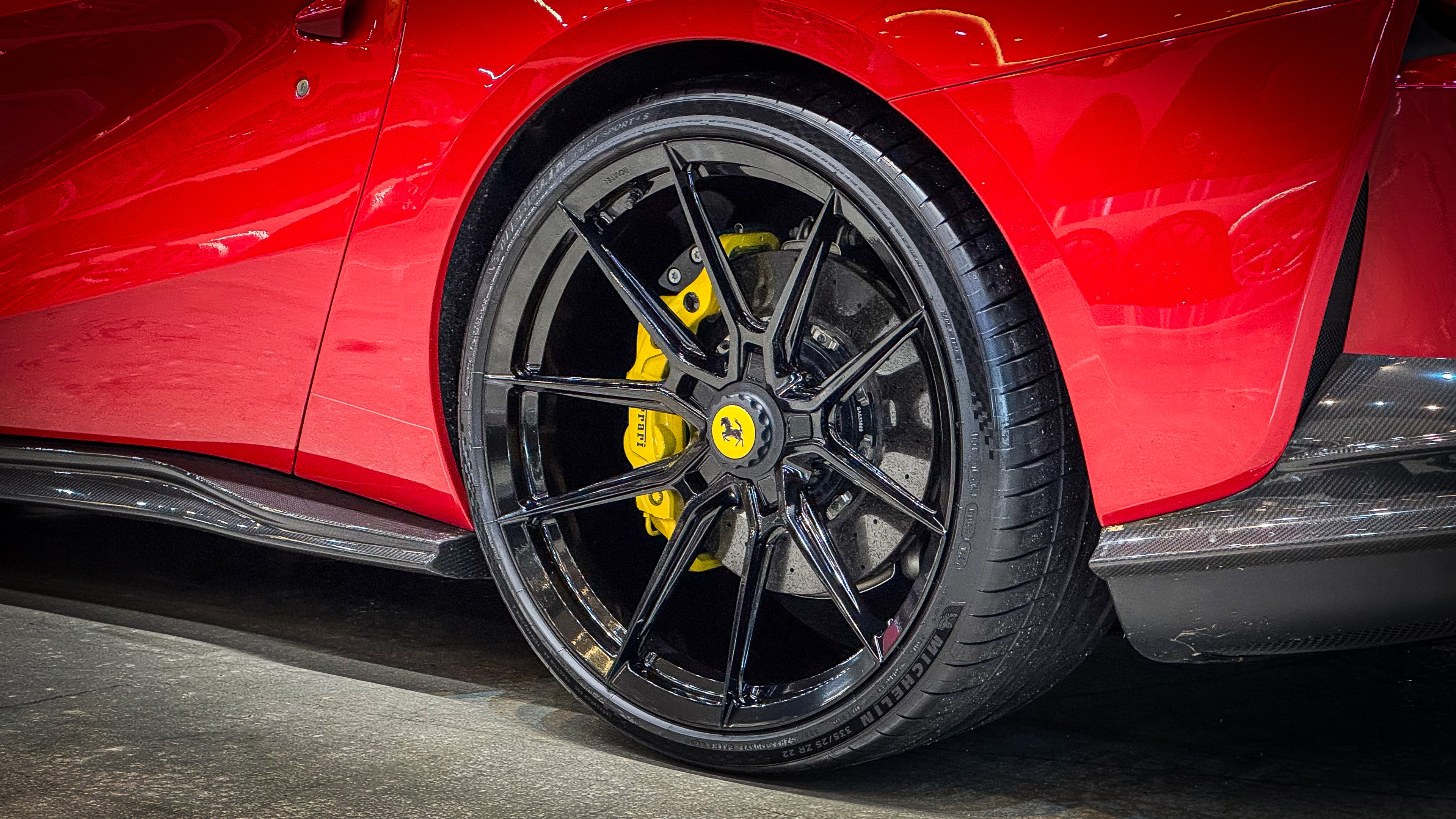 페라리 812 GTS