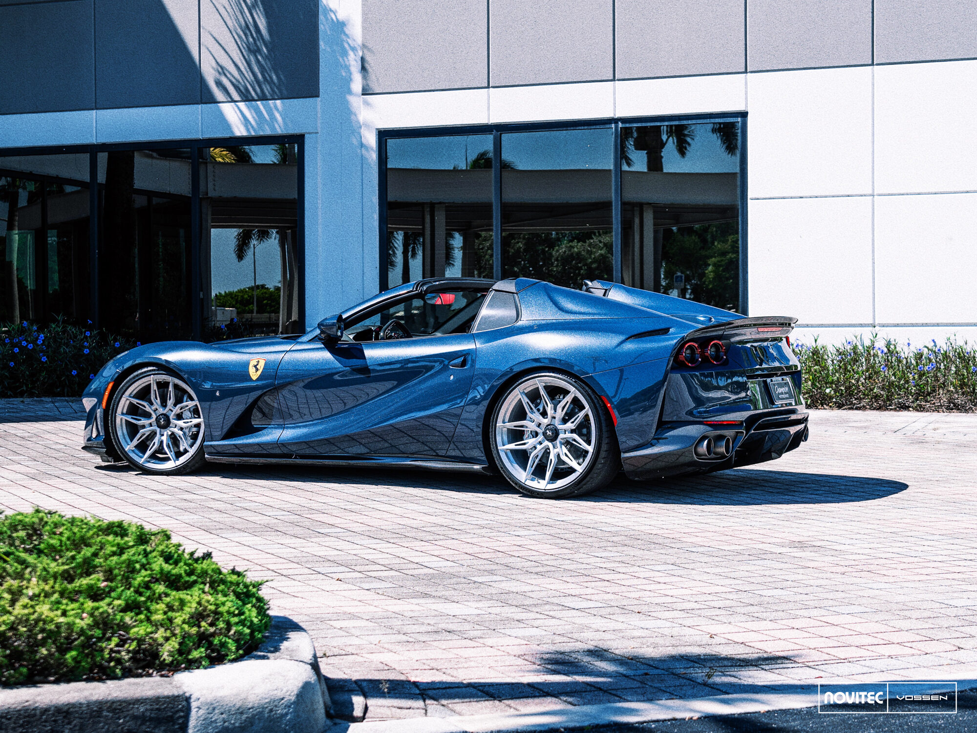 페라리 812 GTS