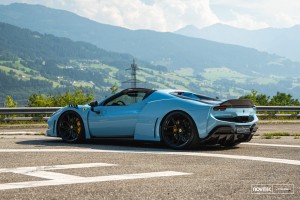 페라리 296 GTS