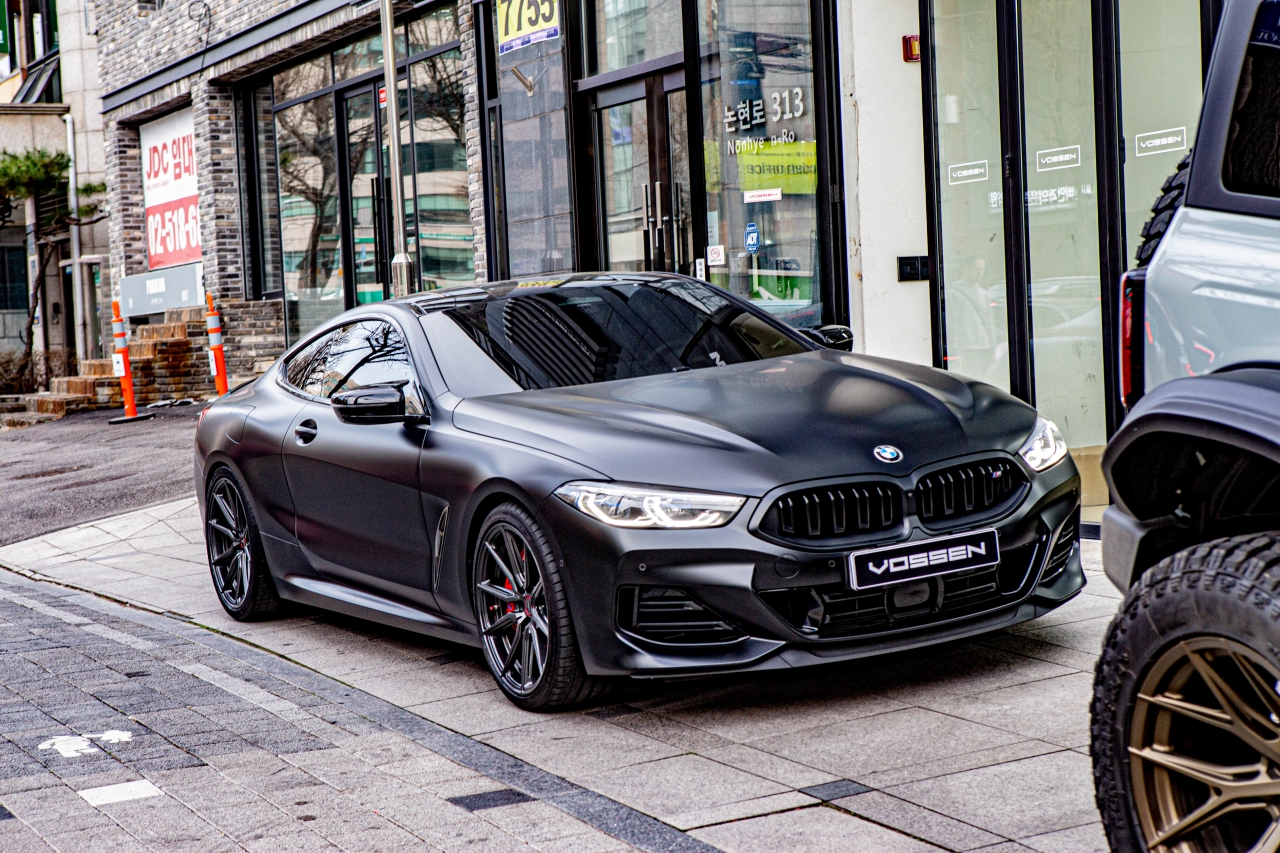 BMW M850I