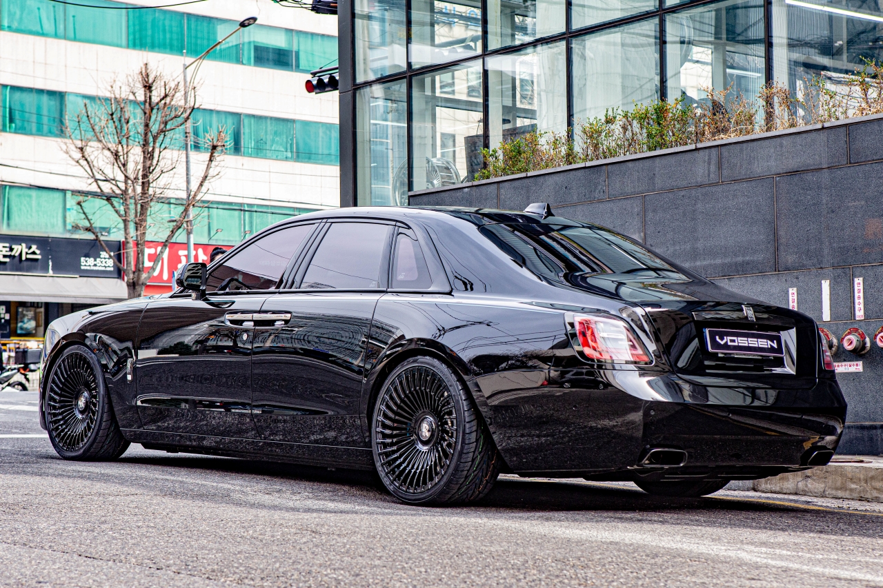 롤스로이스 고스트