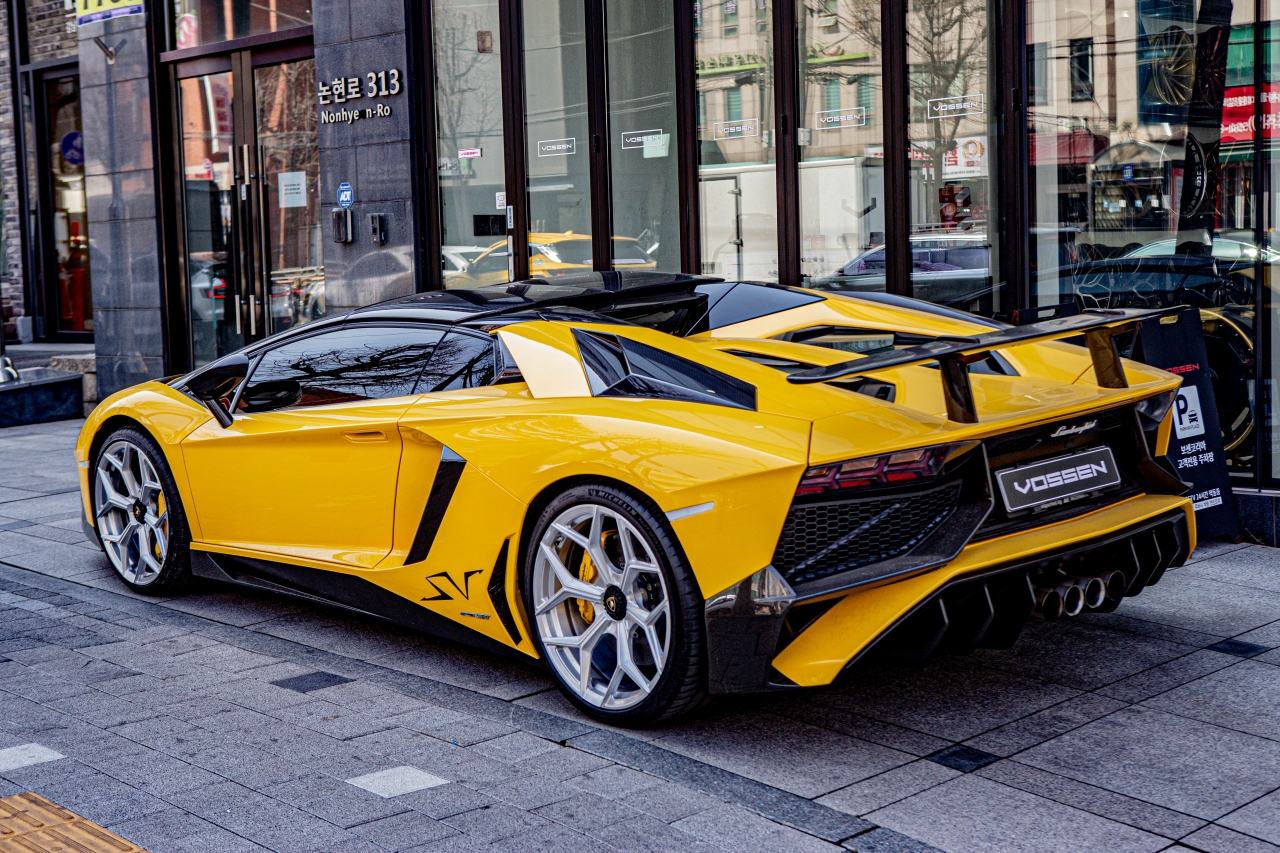 람보르기니 아벤타도르