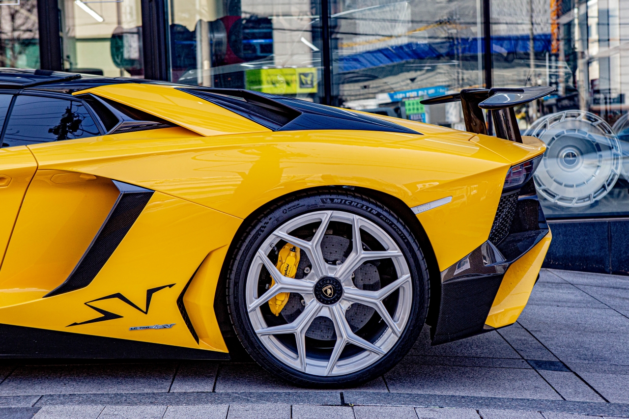 람보르기니 아벤타도르