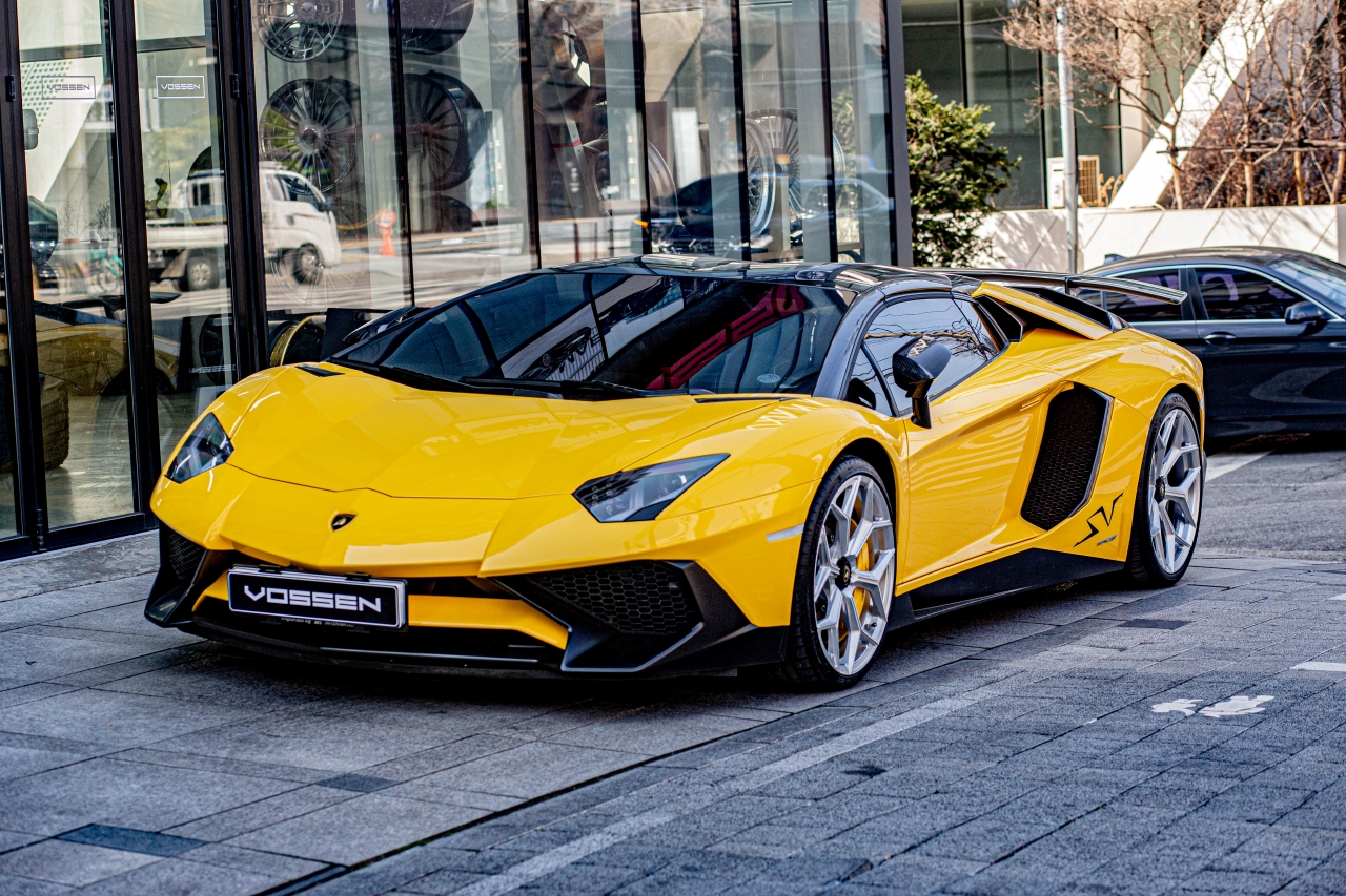 람보르기니 아벤타도르