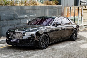 롤스로이스 고스트